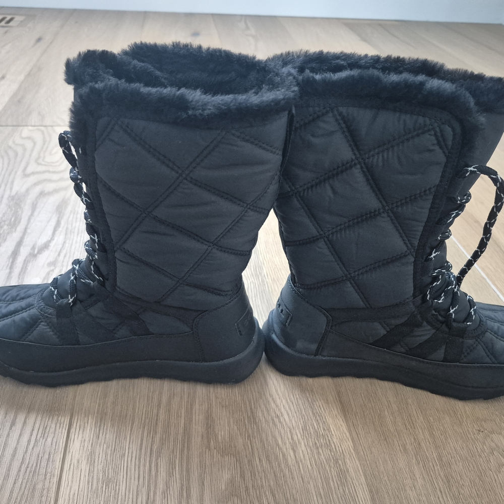 Sorel Black Quilted Winter Boots - Picture 6 of 8